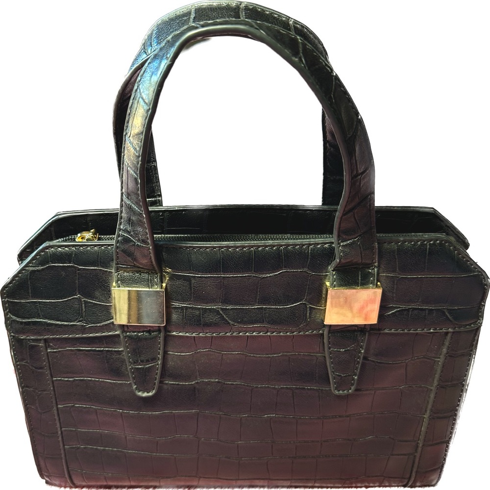 Classic style vegan handbag